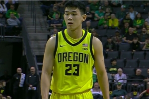 状态很好！林葳替补登场 上半场突然爆发一度连得9分_24直播网