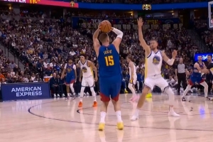 开始发力！约基奇三分命中后强攻再打2+1 率队迫近比分_24直播网