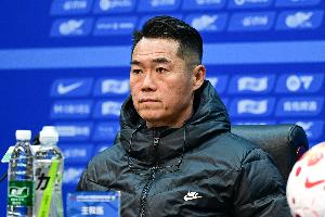 宿茂臻：王大雷比目鱼肌拉伤没有随队 年轻球员具备实力出场_24直播网